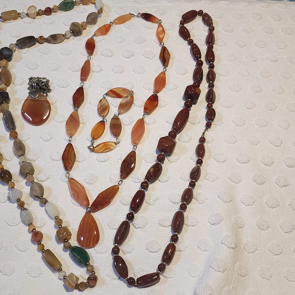 18pc Vintage Natural Stone Jewerly Lot - Picture 4 of 14